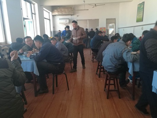 近日山西盛大鋼結構食堂被吃貨們擠爆啦，到底是何美味？